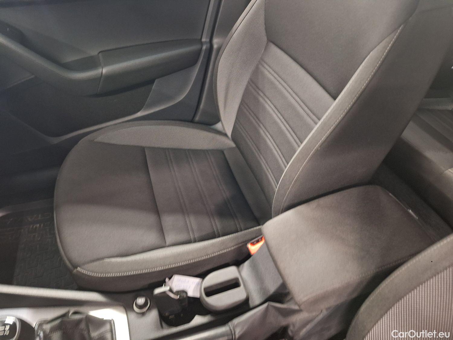  Skoda  Octavia Skoda,  Combi FL'16, Skoda  Combi 1.6 CRTDI GreenTec 85kW Ambiti #61