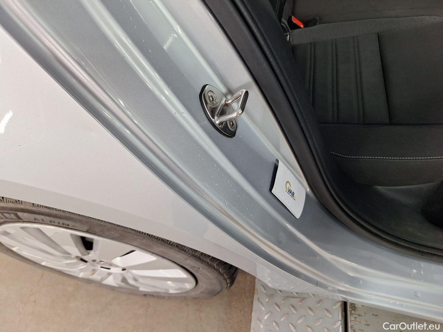  Skoda  Octavia Skoda,  Combi FL'16, Skoda  Combi 1.6 CRTDI GreenTec 85kW Ambiti #45