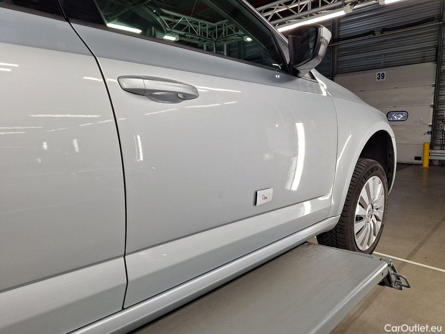  Skoda  Octavia Skoda,  Combi FL'16, Skoda  Combi 1.6 CRTDI GreenTec 85kW Ambiti #23