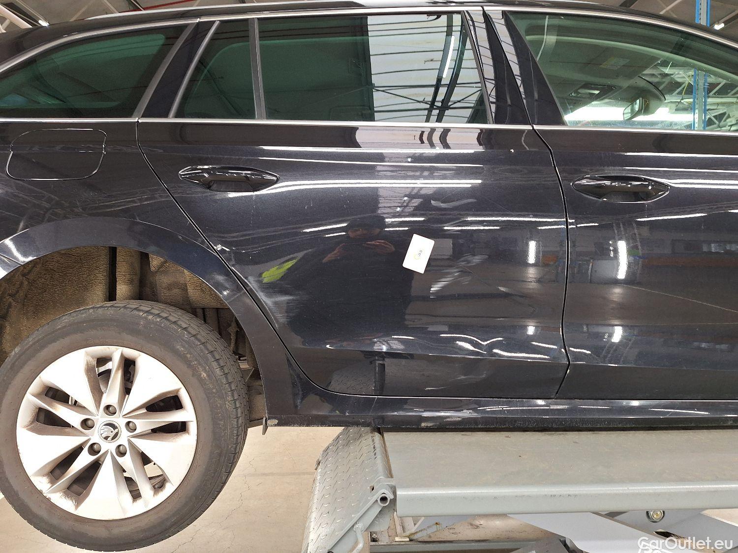  Skoda  Octavia Skoda,  Combi '20, Skoda  Combi 2.0 CRTDI 85kW Ambition 5d #37