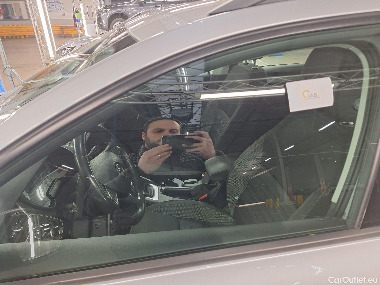  Skoda  Octavia Skoda,  Combi FL'16, Skoda  Combi 1.6 CRTDI GreenTec 85kW Ambiti #64