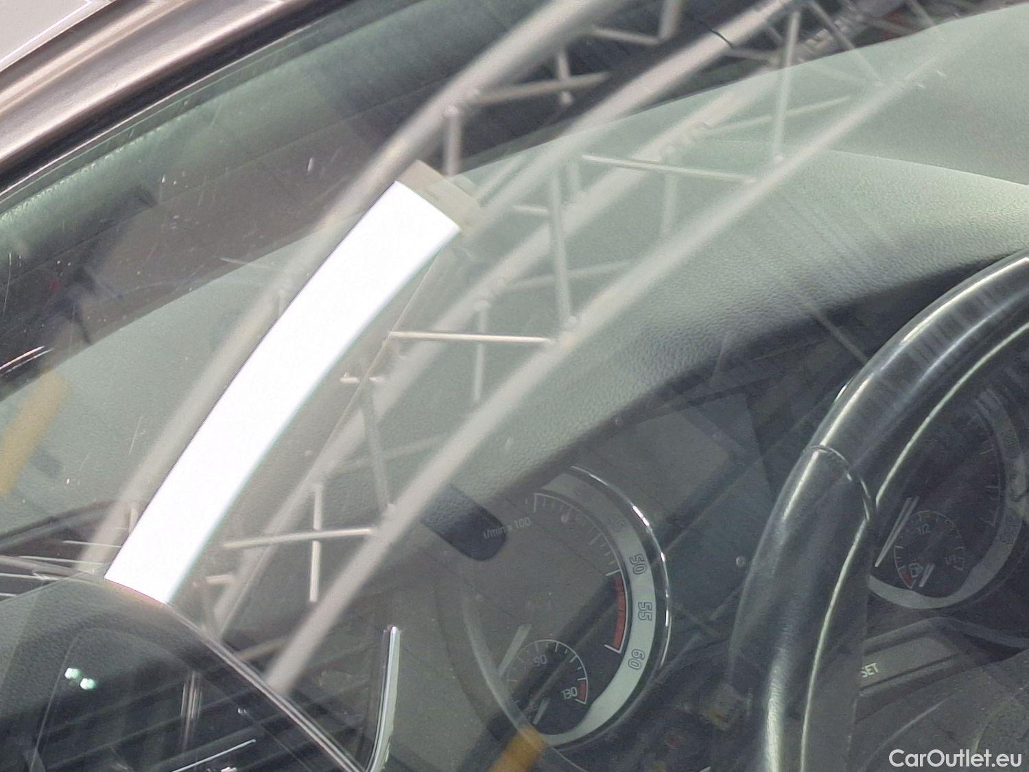  Skoda  Octavia Skoda,  Combi FL'16, Skoda  Combi 1.6 CRTDI GreenTec 85kW Ambiti #65