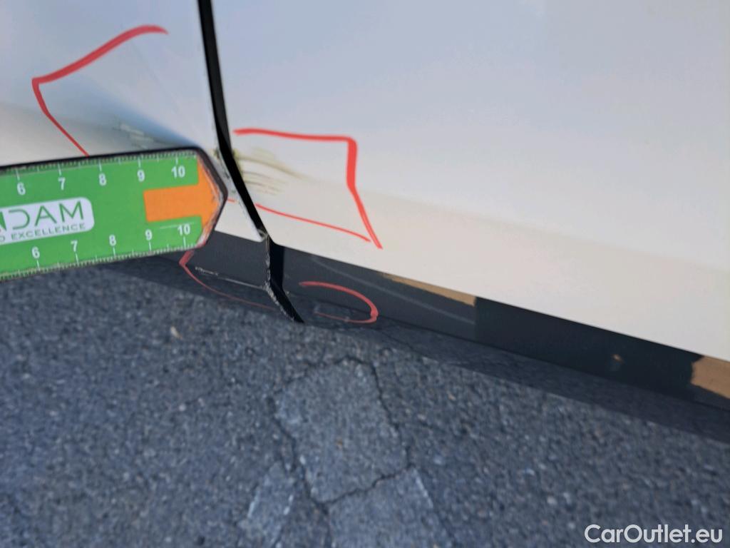  Audi  Q3 AUDI  / 2018 / 5P / todoterreno Advanced 35 TDI 110kW (150CV) #8