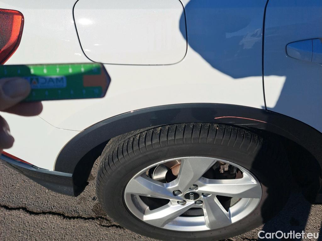  Audi  Q3 AUDI  / 2018 / 5P / todoterreno Advanced 35 TDI 110kW (150CV) #42