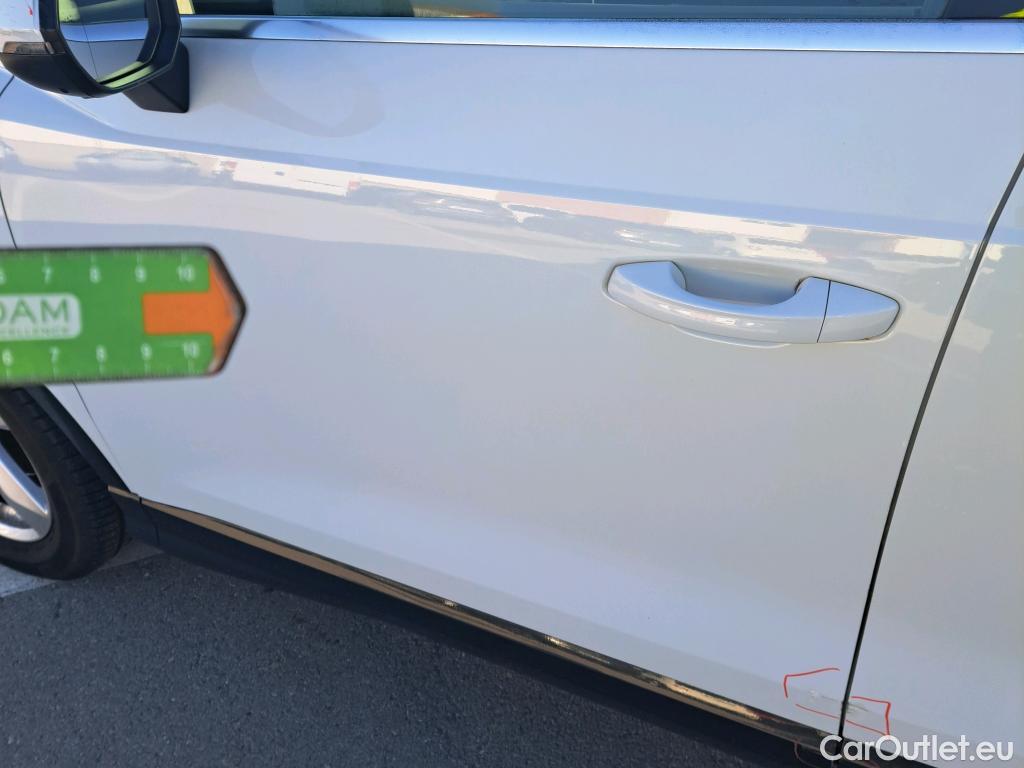  Audi  Q3 AUDI  / 2018 / 5P / todoterreno Advanced 35 TDI 110kW (150CV) #38