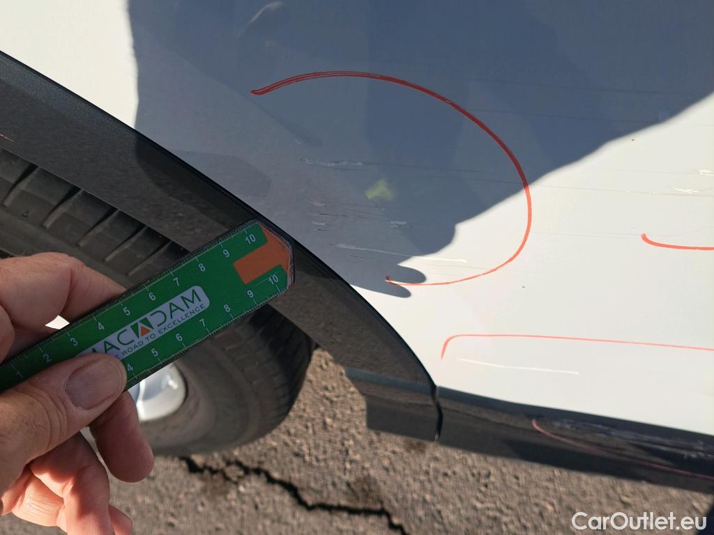  Audi  Q3 AUDI  / 2018 / 5P / todoterreno Advanced 35 TDI 110kW (150CV) #4