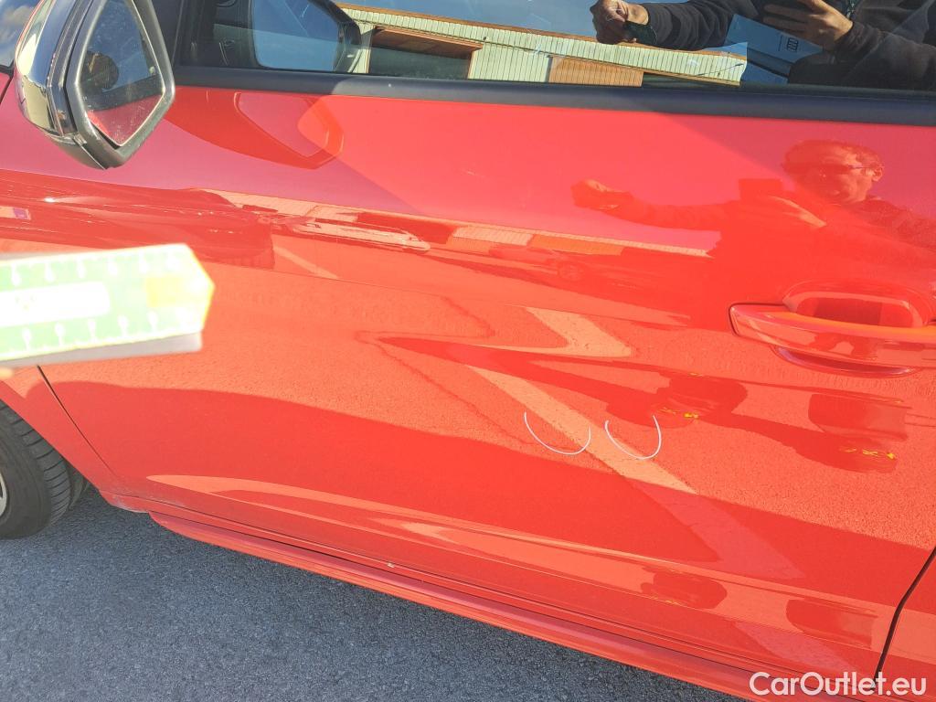  Audi  A1 Sportback AUDI A1 / 2018 / 5P / berlina con portón Sportback Adrenalin 25 TFSI 70kW (95CV)(SP)(SL) #41