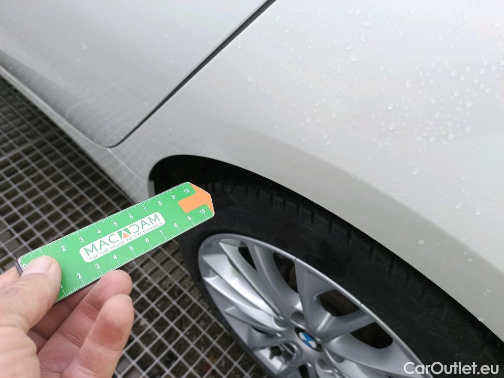  Bmw  Serie 1 BMW  / 2019 / 5P / berlina con portón 118i #6