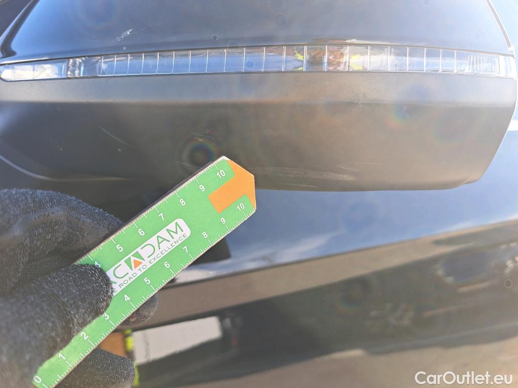  Audi  Q5 AUDI  / 2016 / 5P / todoterreno 50 TFSI E quattro-ultra #46