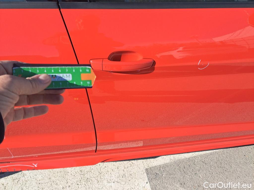  Audi  A1 Sportback AUDI A1 / 2018 / 5P / berlina con portón Sportback Adrenalin 25 TFSI 70kW (95CV)(SP)(SL) #48