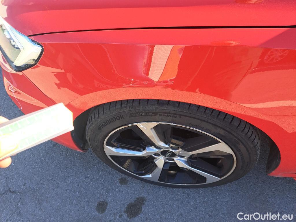  Audi  A1 Sportback AUDI A1 / 2018 / 5P / berlina con portón Sportback Adrenalin 25 TFSI 70kW (95CV)(SP)(SL) #27