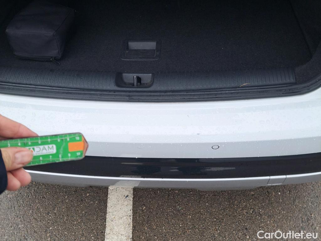  Audi  Q2 AUDI  / 2016 / 5P / todoterreno Design 30 TFSI 85kW (116CV) #13