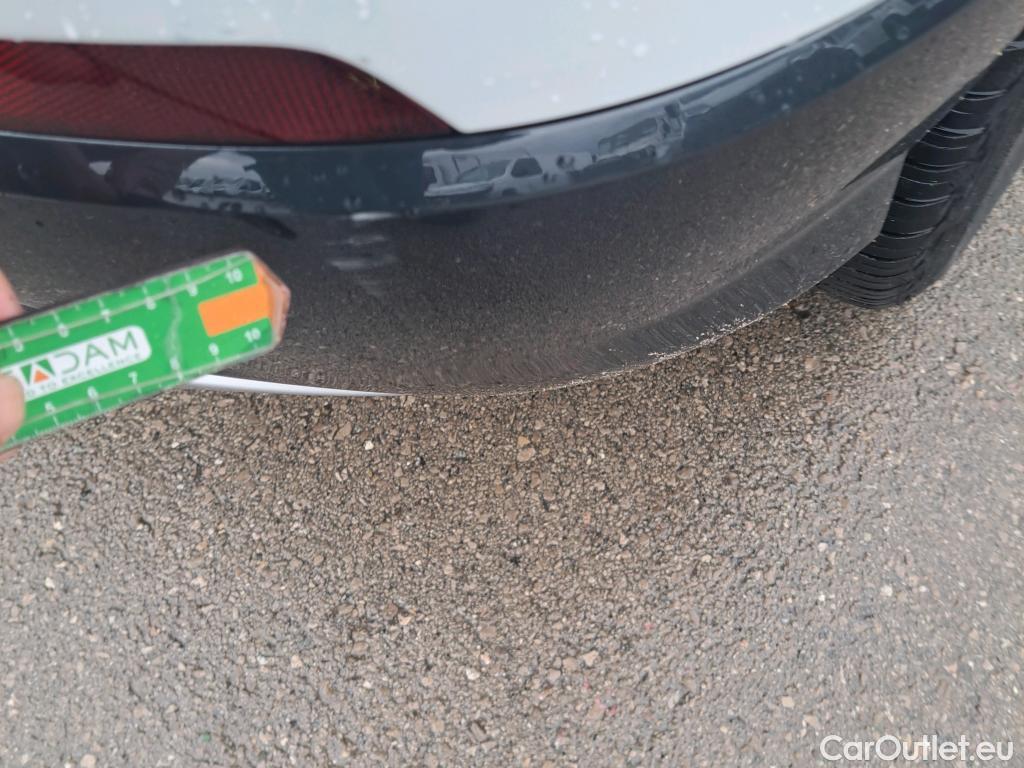  Audi  Q2 AUDI  / 2016 / 5P / todoterreno Design 30 TFSI 85kW (116CV) #8