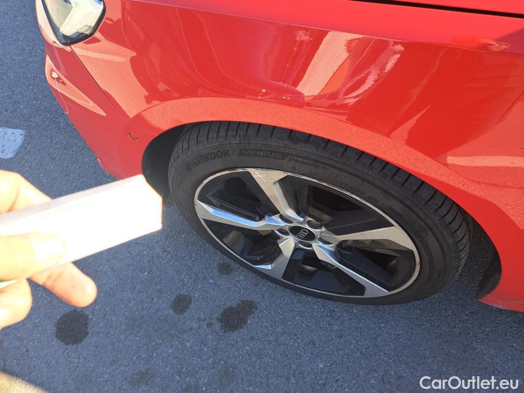  Audi  A1 Sportback AUDI A1 / 2018 / 5P / berlina con portón Sportback Adrenalin 25 TFSI 70kW (95CV)(SP)(SL) #17