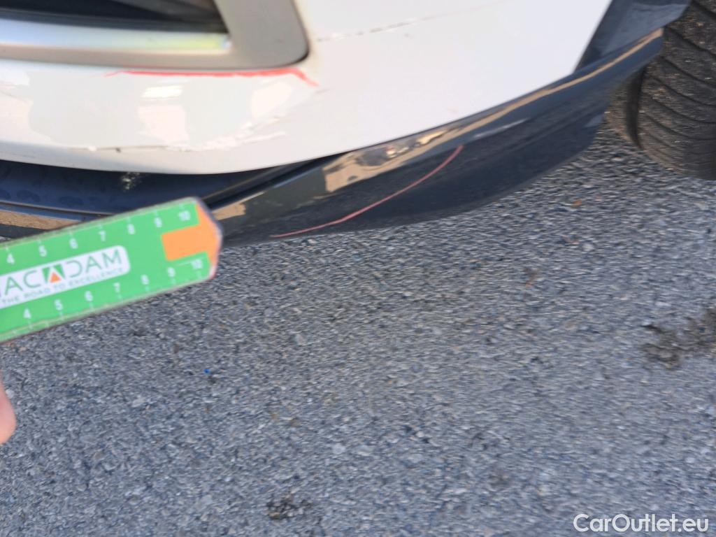  Audi  Q3 AUDI  / 2018 / 5P / todoterreno Advanced 35 TDI 110kW (150CV) #33