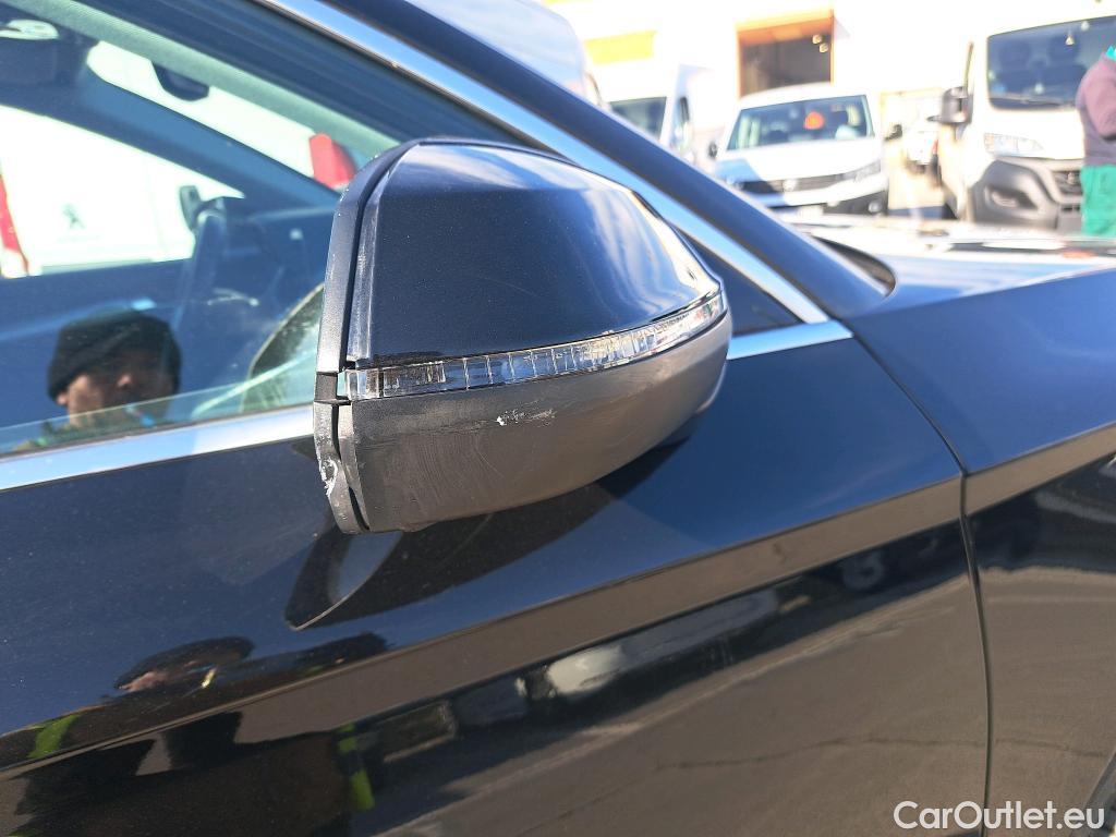  Audi  Q5 AUDI  / 2016 / 5P / todoterreno 50 TFSI E quattro-ultra #43