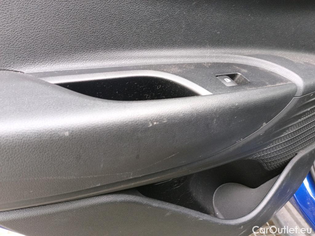  Hyundai  Bayon HYUNDAI  / 2021 / 5P / todoterreno 1.2 MPI Maxx #14