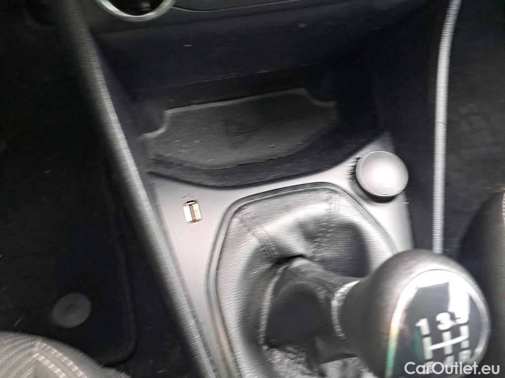  Ford  Fiesta FORD  / 2021 / 5P / berlina con portón 1.1 IT-VCT 55kW (75CV) Trend 5p #7