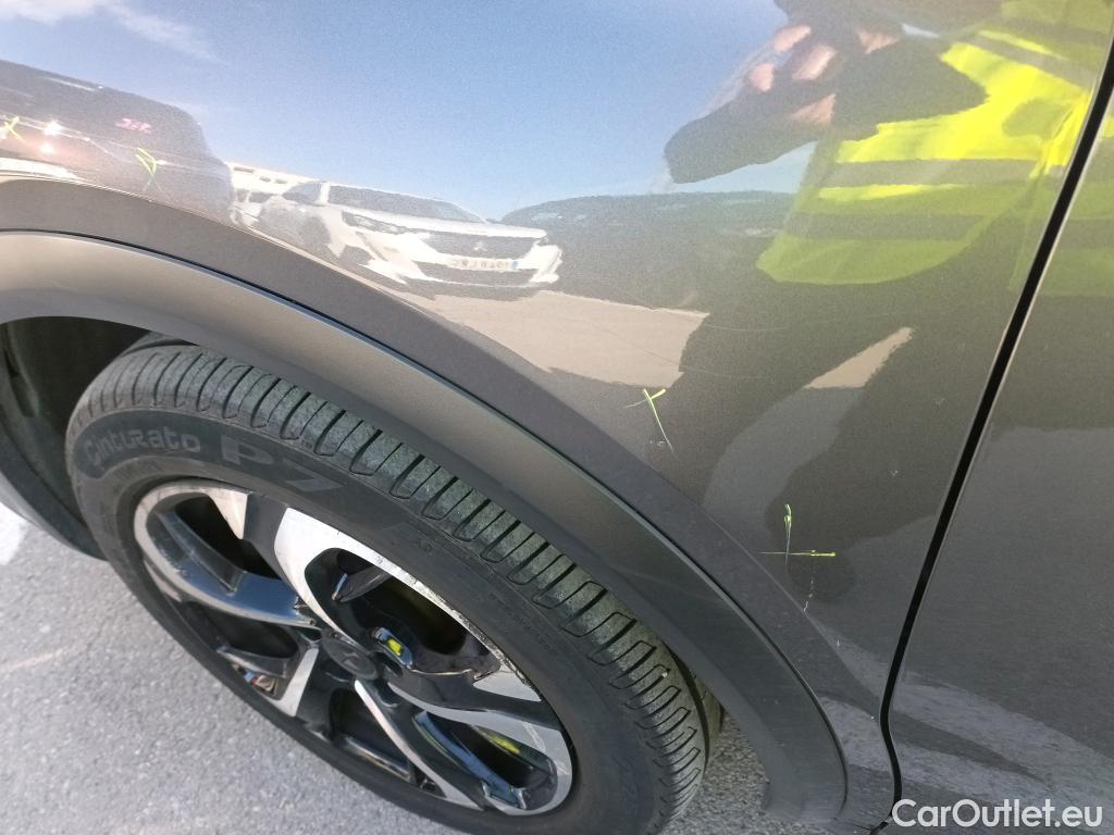  DS  DS7 DS DS 7 Crossback / 2017 / 5P / todoterreno BlueHDi DE 96kW (130CV) Auto. CHIC (AC) #19