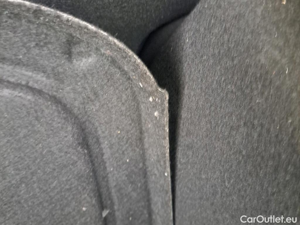  Ford  Fiesta FORD  / 2021 / 5P / berlina con portón 1.1 IT-VCT 55kW (75CV) Trend 5p #17