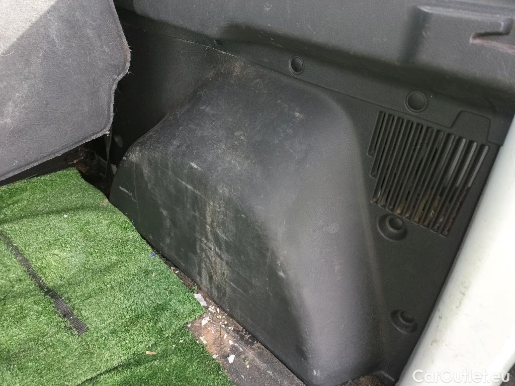  Dacia  Dokker DACIA  / 2013 / 4P / monovolumen compacto Essential Blue dCi 70kW (95CV) SS #31