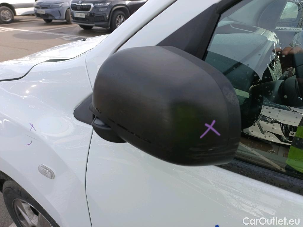  Dacia  Dokker DACIA  / 2013 / 4P / monovolumen compacto Essential Blue dCi 70kW (95CV) SS #35