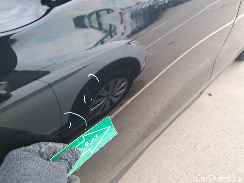  Bmw  X2 BMW  sDrive18i Impulse Steptronic Techo Solar #34