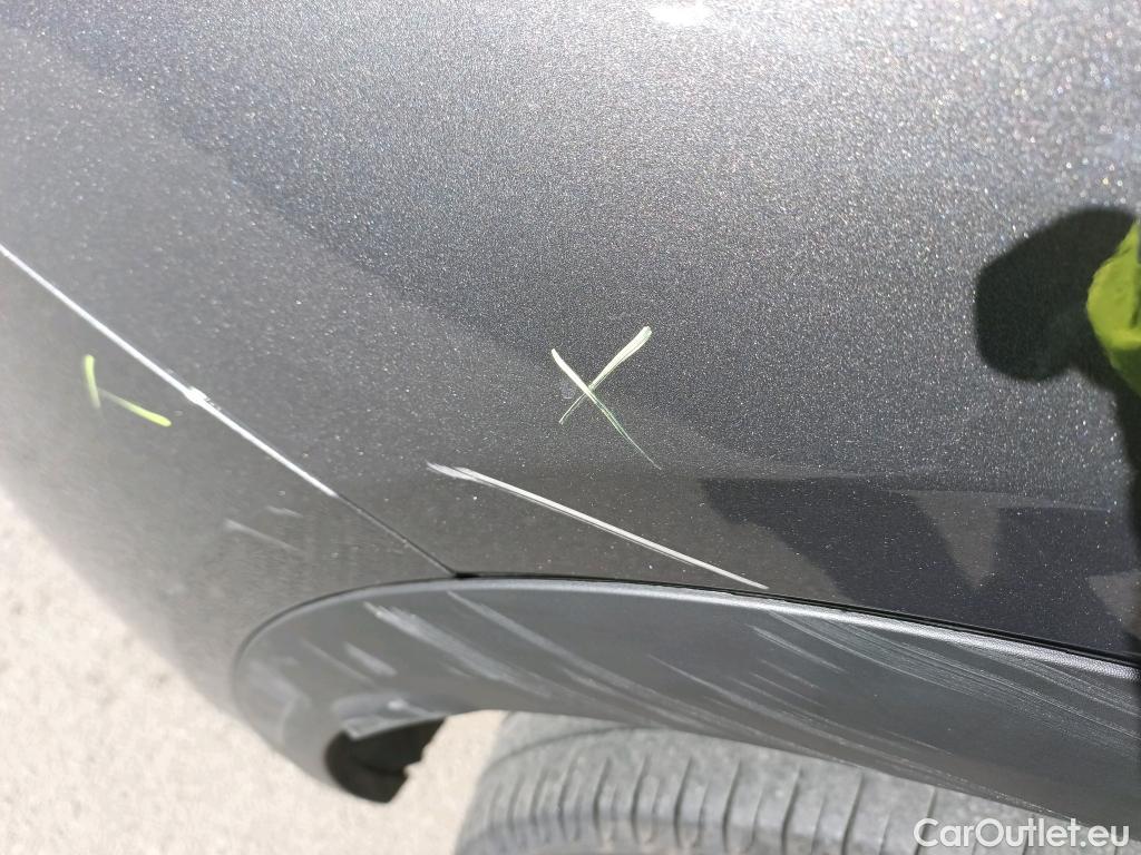  DS  DS7 DS DS 7 Crossback / 2017 / 5P / todoterreno BlueHDi DE 96kW (130CV) Auto. CHIC (AC) #14