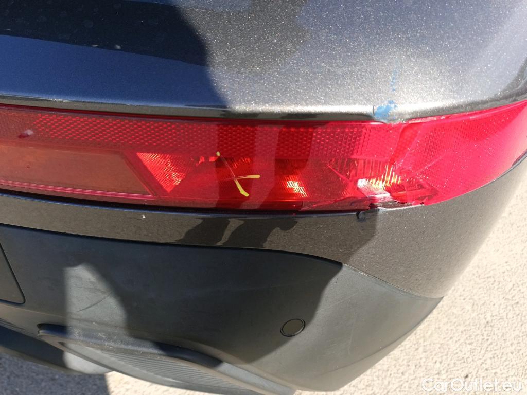  DS  DS7 DS DS 7 Crossback / 2017 / 5P / todoterreno BlueHDi DE 96kW (130CV) Auto. CHIC (AC) #4