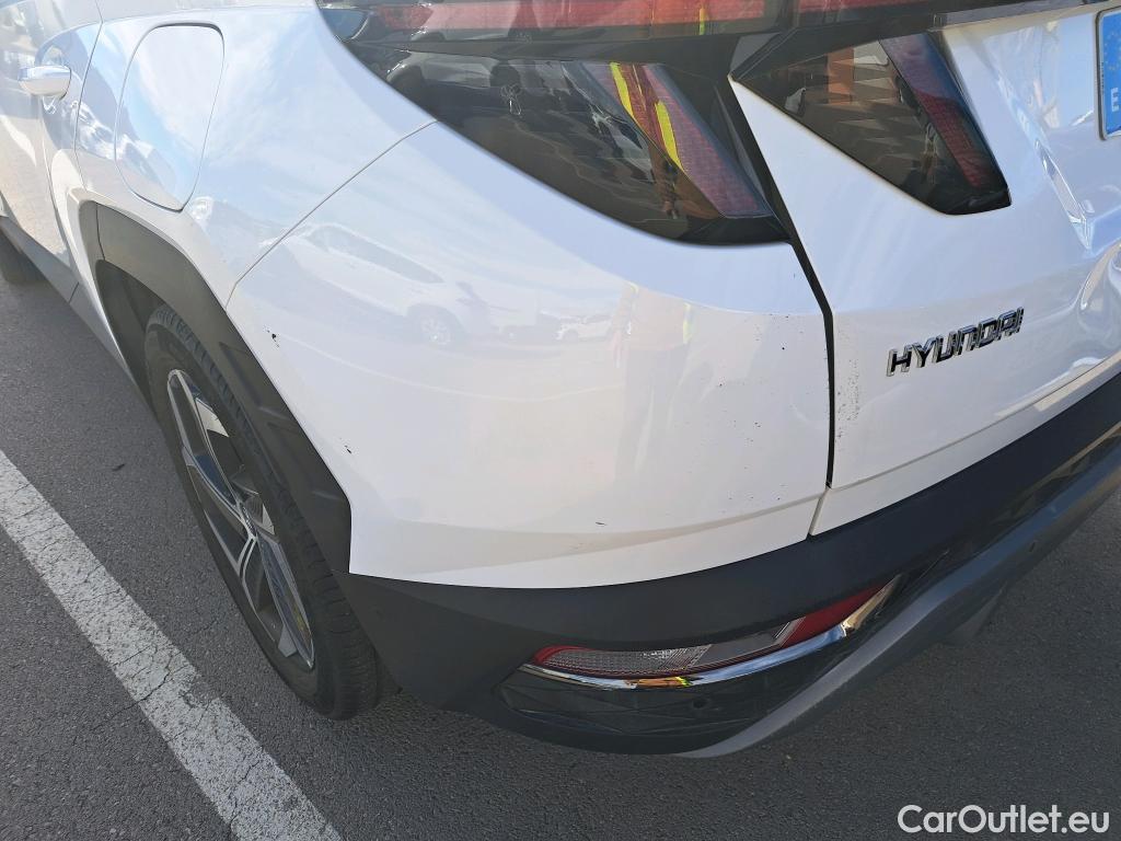  Hyundai  Tucson HYUNDAI  / 2020 / 5P / todoterreno 1.6 TGDI PHEV 195kW Style Auto 4x4 #24