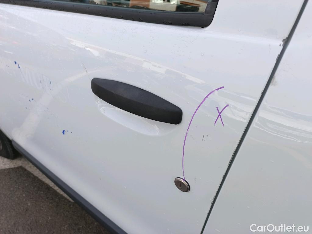  Dacia  Dokker DACIA  / 2013 / 4P / monovolumen compacto Essential Blue dCi 70kW (95CV) SS #20