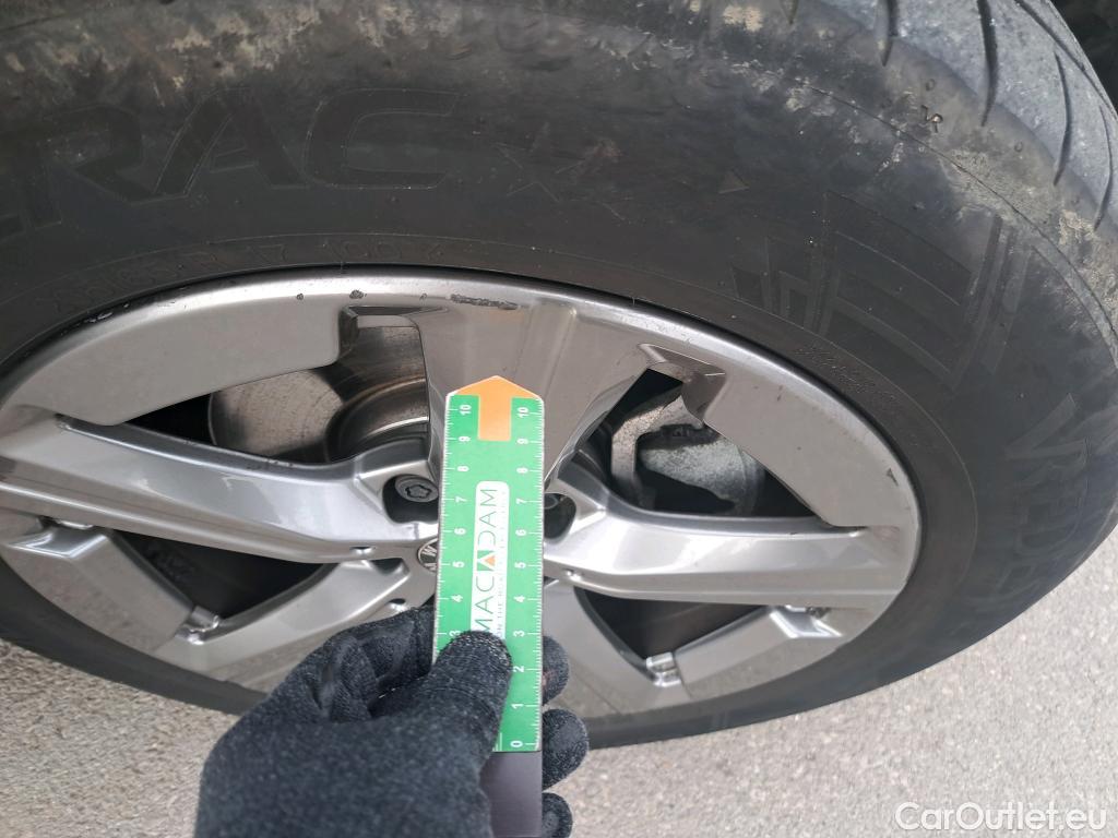  Bmw  X1 BMW  / 2022 / 5P / todoterreno sDrive18d #8