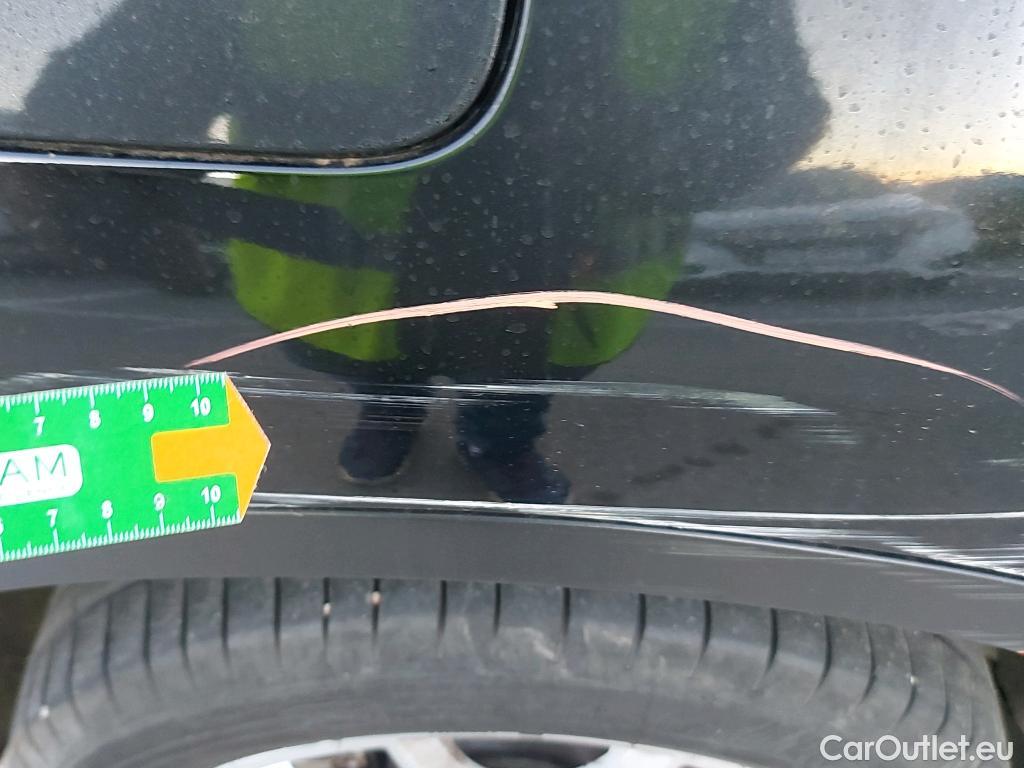  Bmw  X1 BMW  / 2019 / 5P / todoterreno sDrive16d Business #4