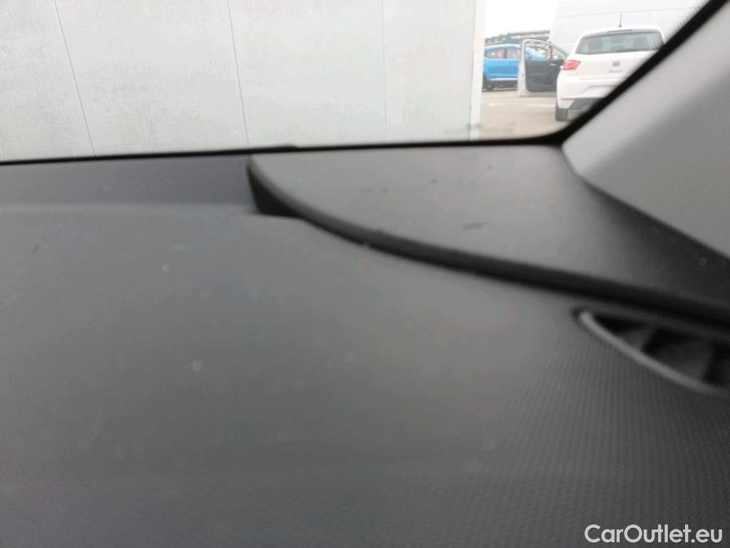  Hyundai  Bayon HYUNDAI  / 2021 / 5P / todoterreno 1.2 MPI Maxx #3