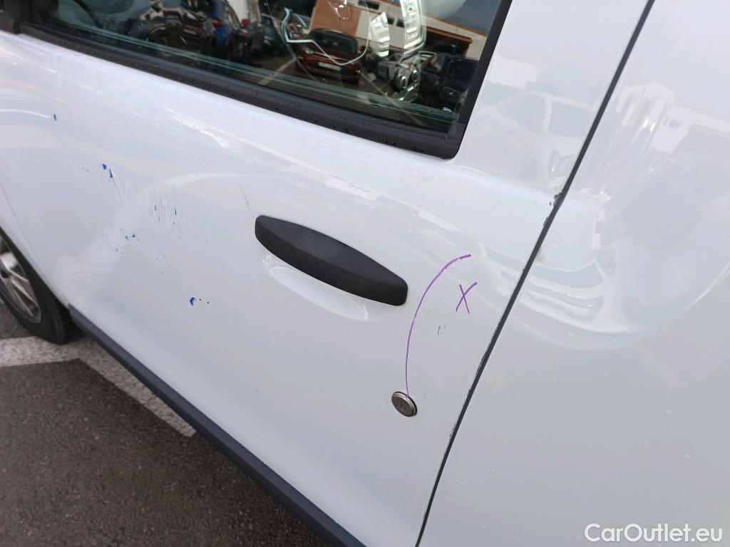  Dacia  Dokker DACIA  / 2013 / 4P / monovolumen compacto Essential Blue dCi 70kW (95CV) SS #19