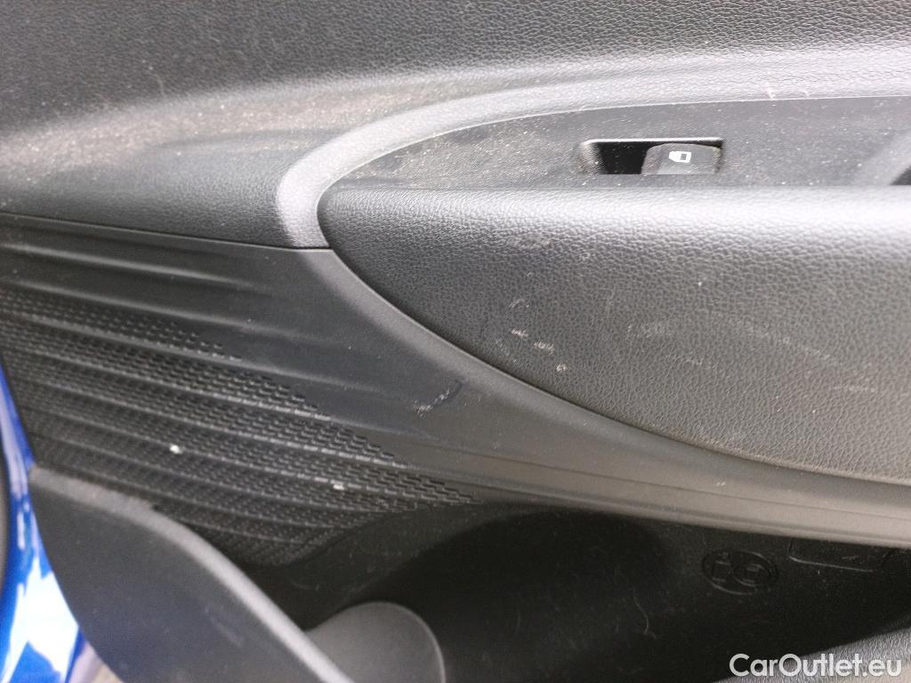  Hyundai  Bayon HYUNDAI  / 2021 / 5P / todoterreno 1.2 MPI Maxx #16