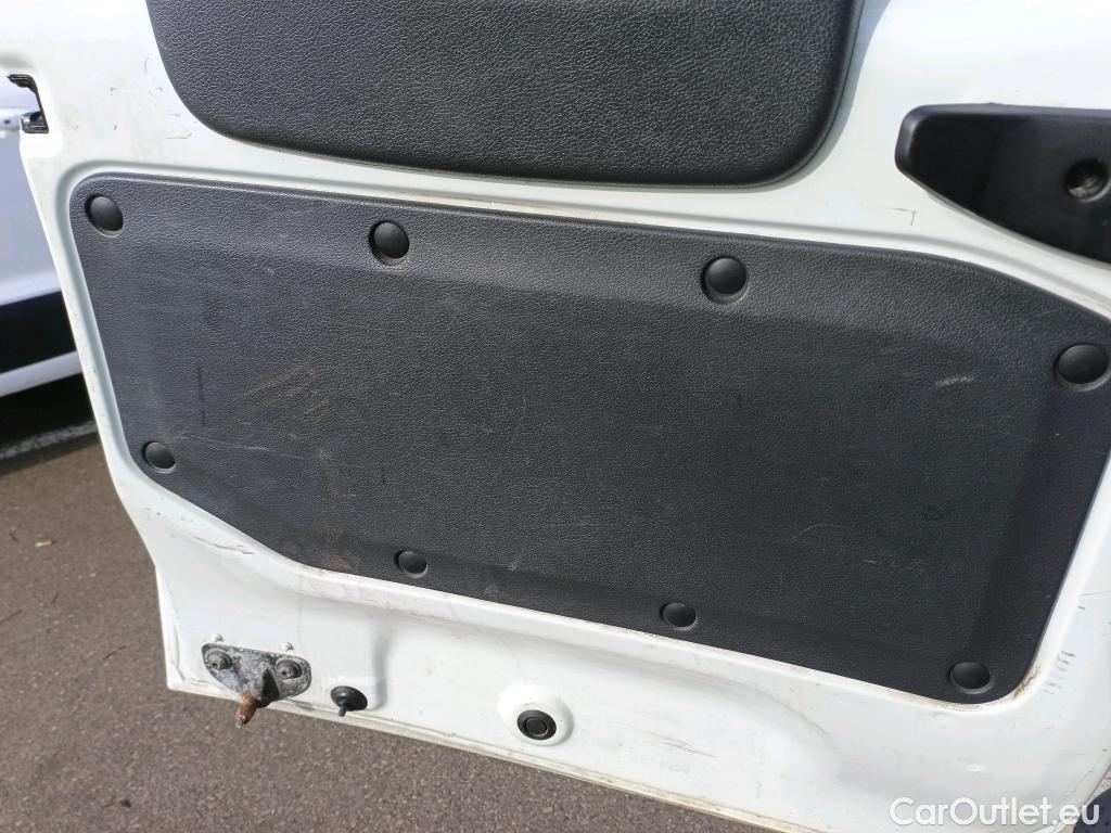  Dacia  Dokker DACIA  / 2013 / 4P / monovolumen compacto Essential Blue dCi 70kW (95CV) SS #30