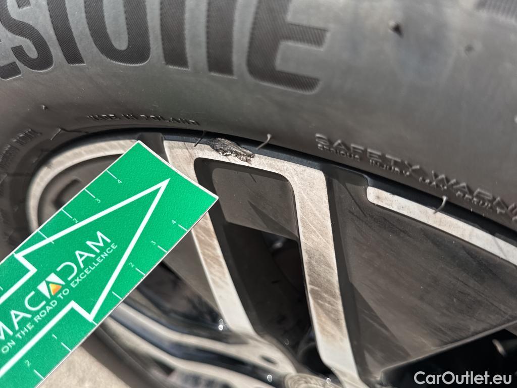  Mercedes  GLA MERCEDES-BENZ  / 2020 / 5P / todoterreno  250 e #31