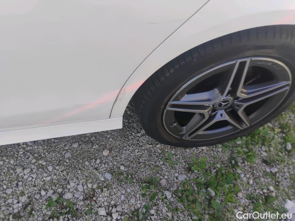  Mercedes  E-Klasse MERCEDES-BENZ Clase E / 2020 / 4P / sedán E 200 #3