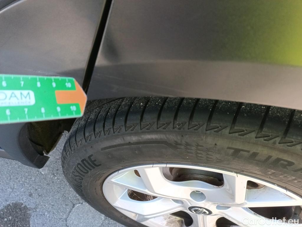  Nissan  Juke NISSAN  / 2019 / 5P / crossover DIG-T 84 kW (114 CV) DCT 7 V N-Connecta (AC2) #26