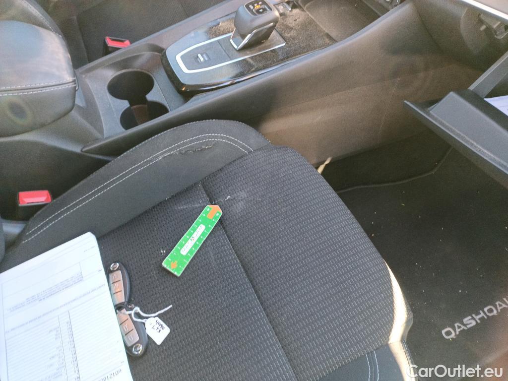  Nissan  Qashqai NISSAN  / 2021 / 5P / todoterreno DIG-T 116kW (158CV) mHEV Xtronic Acenta (AC2) #1