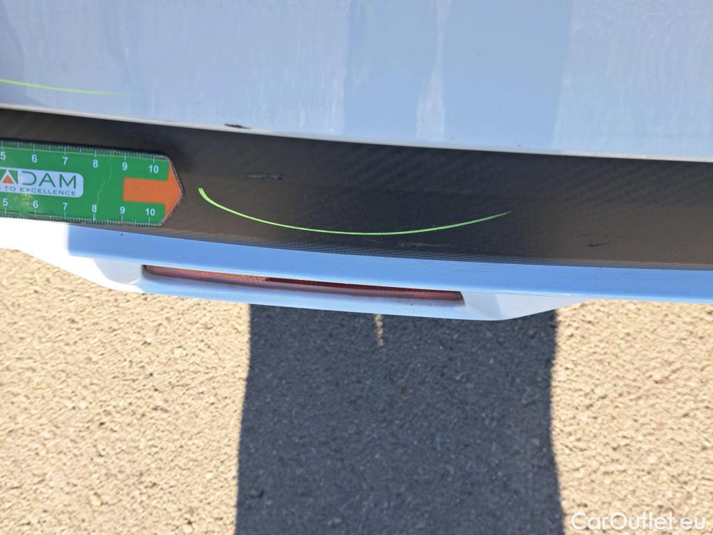  Nissan  Micra NISSAN  / 2017 / 5P / berlina con portón IG-T 68 kW (92 CV) E6D-F Acenta Sprint #39