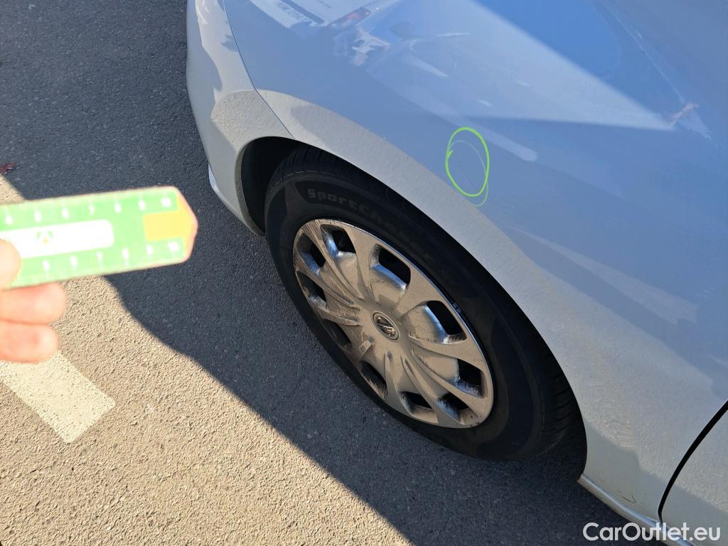  Nissan  Micra NISSAN  / 2017 / 5P / berlina con portón IG-T 68 kW (92 CV) E6D-F Acenta Sprint #34