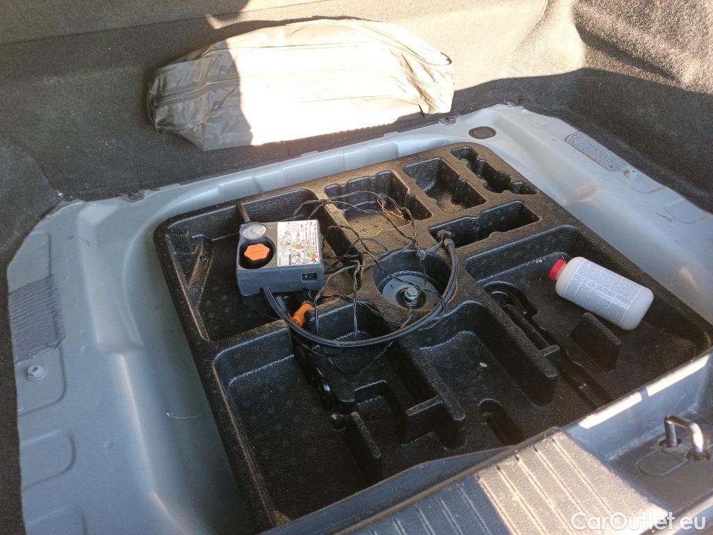  Nissan  Qashqai NISSAN  / 2021 / 5P / todoterreno DIG-T 116kW (158CV) mHEV Xtronic Acenta (AC2) #4