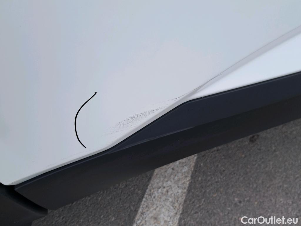  Nissan  Qashqai NISSAN  / 2021 / 5P / todoterreno DIG-T 116kW (158CV) mHEV Xtronic Acenta (AC2) #8