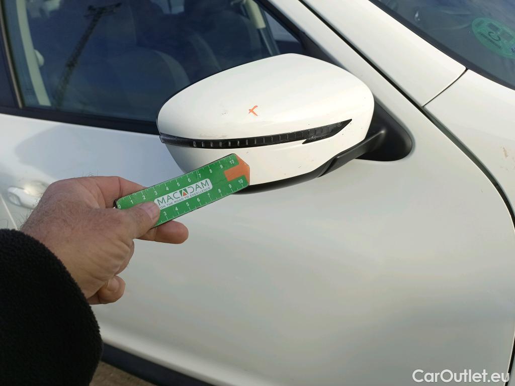  Nissan  Juke NISSAN  / 2014 / 5P / crossover G.E6D-Temp 83kW (112 CV) 5M/T ACENTA (CX) #29