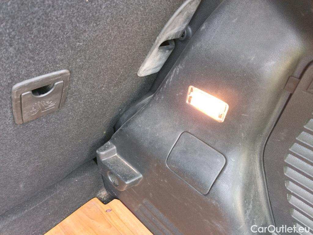  Nissan  Juke NISSAN  / 2014 / 5P / crossover G.E6D-Temp 83kW (112 CV) 5M/T ACENTA (CX) #14