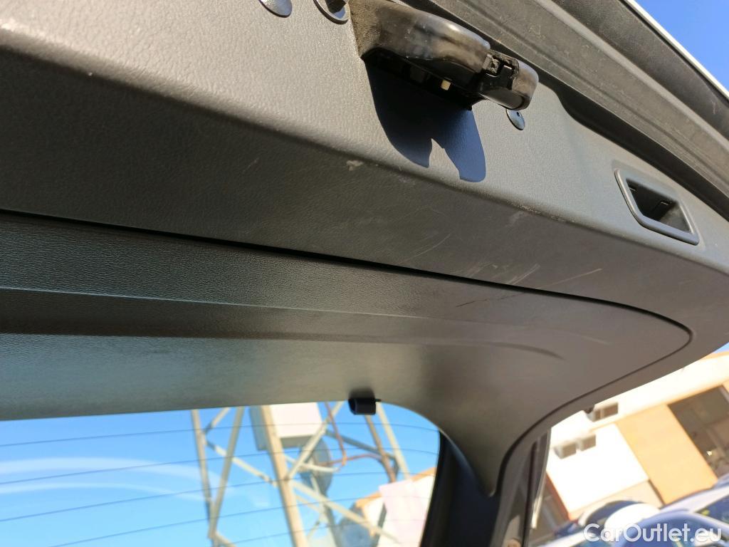  Nissan  Qashqai NISSAN  / 2021 / 5P / todoterreno DIG-T 116kW (158CV) mHEV Xtronic Acenta (AC2) #5