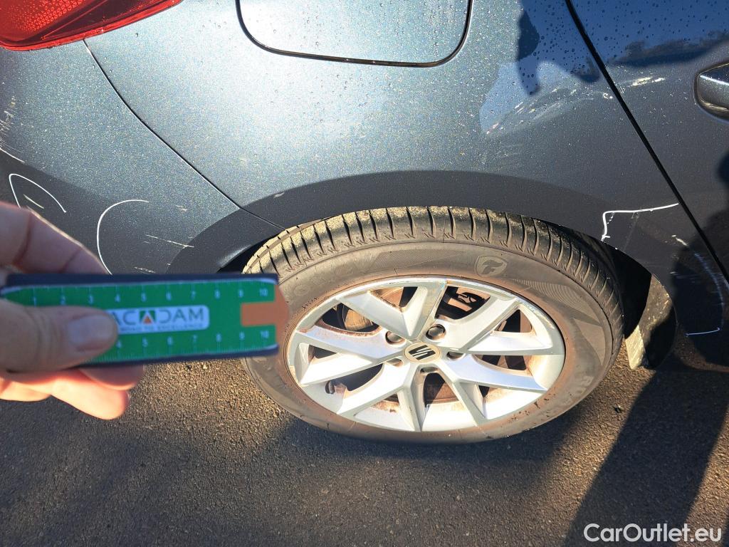  Land Rover  Discovery SEAT Nuevo León / 2020 / 5P / berlina con portón 1.0 TSI 81kW S&S Style Go (AC) #28