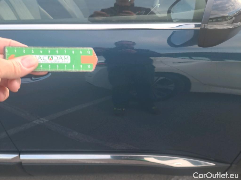  Peugeot  3008 PEUGEOT  Hybrid / 2020 / 5P / todoterreno 300 e-EAT8 GT #19